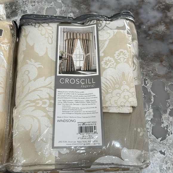 Croscill window treatments. 2 panels in each package. 2 Arch Valance. New - Picture 2 of 4